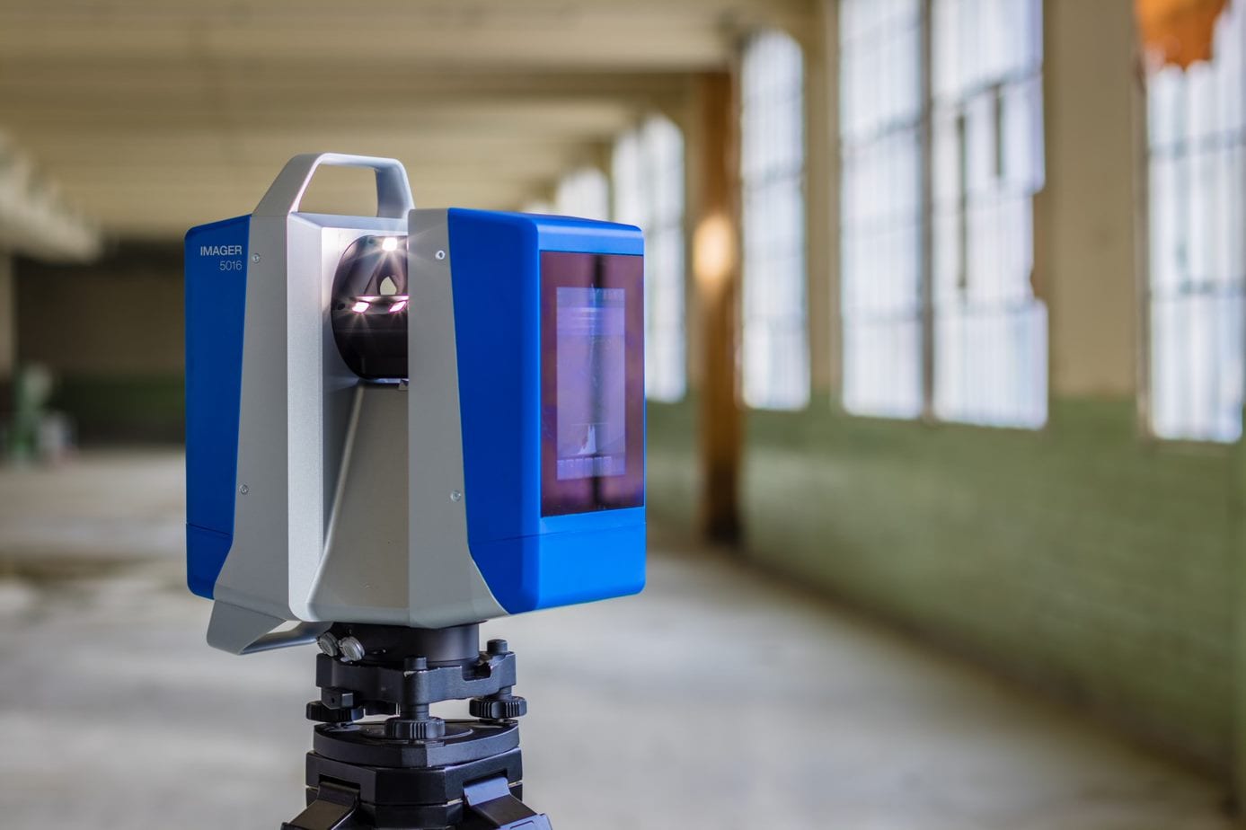 Laser Scanner in Warehouse See how 3D reality capture helps facility and engineering teams document current conditions before retrofits, maintenance, and equipment changes.